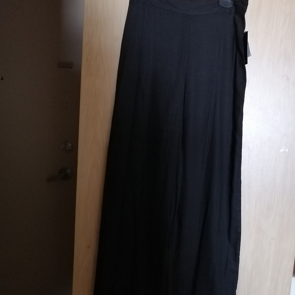 NWT Majore wide legged summer pants.